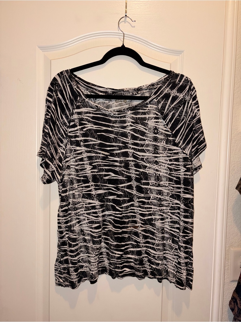 Apt. 9 Black and White Stripe-Print Short Sleeve Top